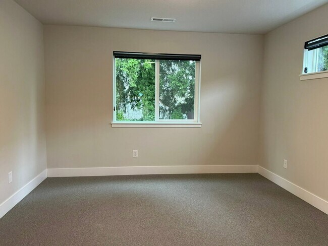 Foto del edificio - Beautiful Three Bedroom New Construction Home For Rent