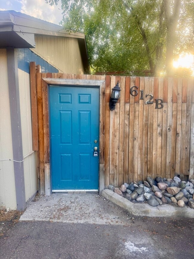 Photo - 612 E Las Animas St Apartment