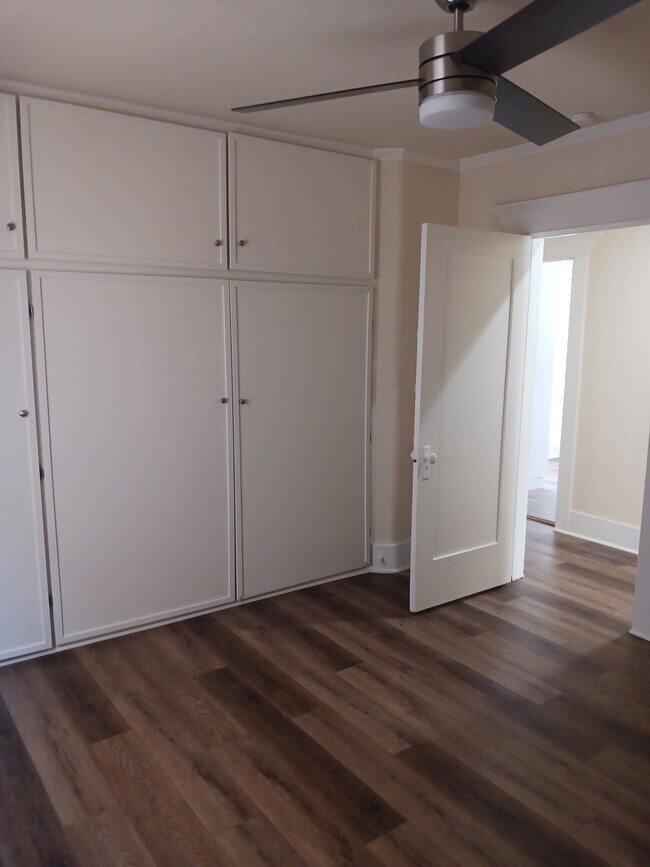 Bedroom 1 - 801 Garnet St