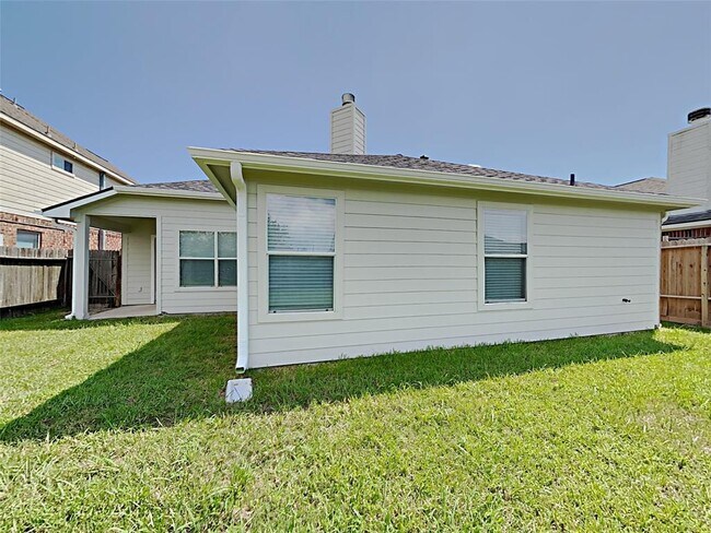 Foto del edificio - 15127 Diamond Way