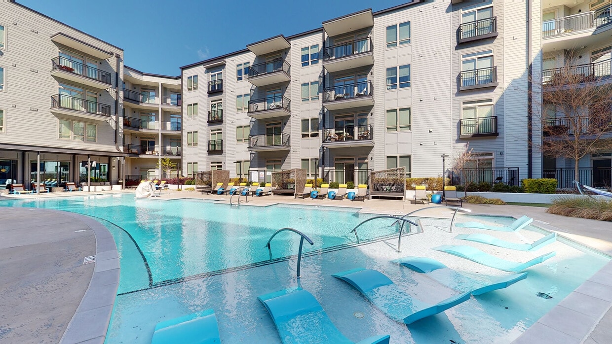 Photo - University Hill Apartments