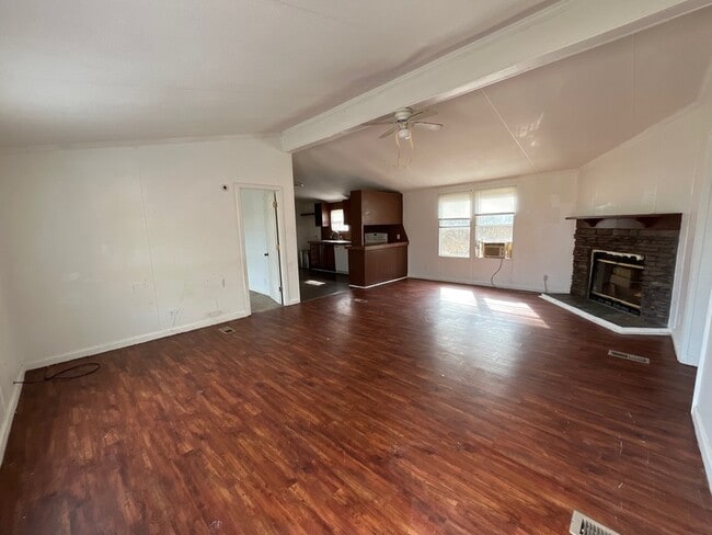 Building Photo - 15 Oddie Ln