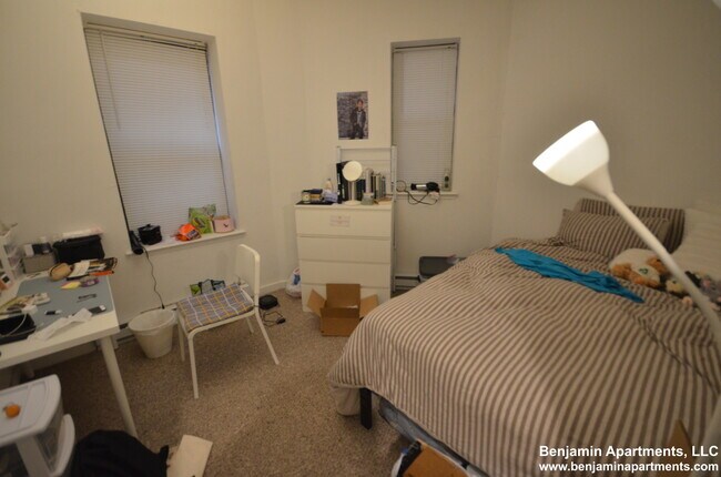 Foto del edificio - 772 Columbus Ave