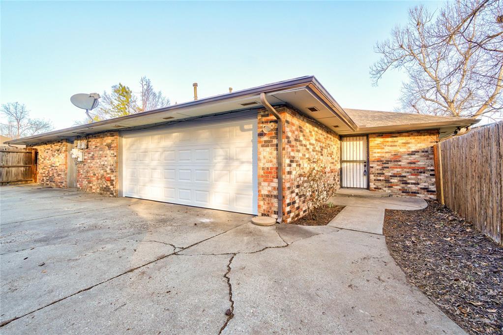 Foto principal - 6327 Glenbrook Ct