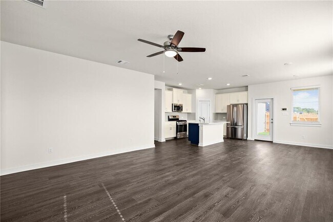 Building Photo - 236 Banff Dr