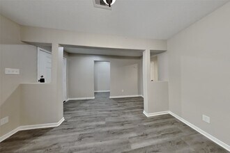 Building Photo - 5047 Lamppost Hill Ct