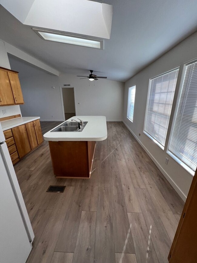 Foto del edificio - 3 Bedroom, 2 bath house