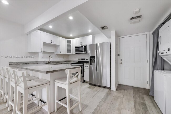 Foto del edificio - 9301 SW 92nd Ave