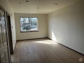 Building Photo - 146 Prince Ave