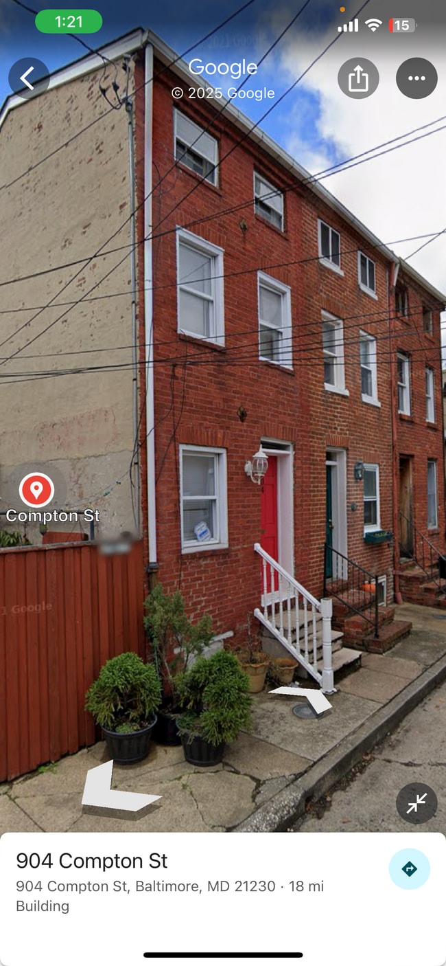 Building Photo - 904 Compton St