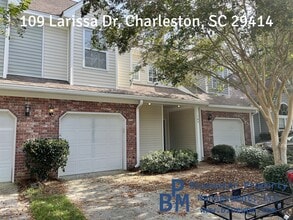 Building Photo - 109 Larissa Dr