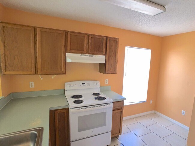 Foto del edificio - Move in Ready home in Kissimmee