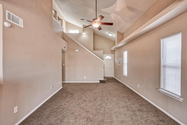 Building Photo - 11717 Lapstone Way