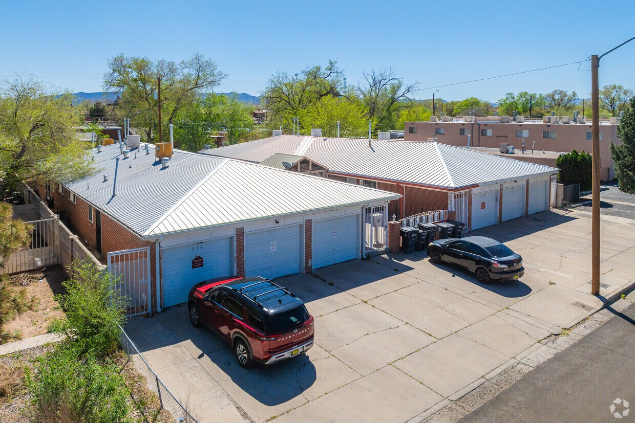 Foto principal - 314-316 Tennessee St SE