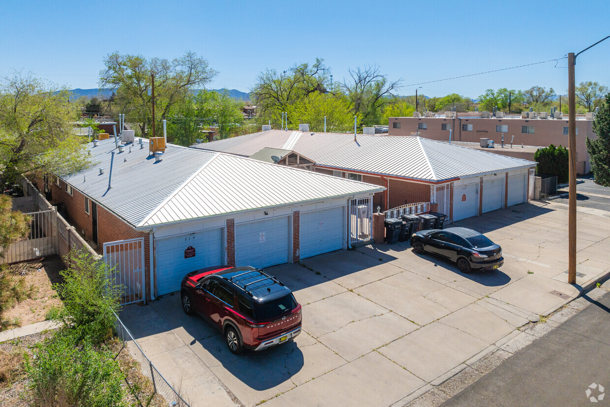 Primary Photo - 314-316 Tennessee St SE