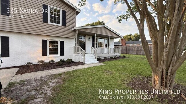 Building Photo - 335 Sabra Dr