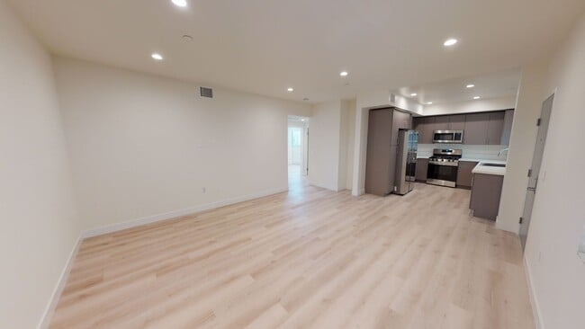Interior Photo - The Jordan Heights