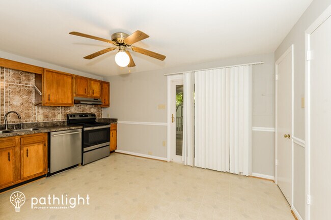 Building Photo - 1401 Farmington Rd E, Accokeek, MD, 20607