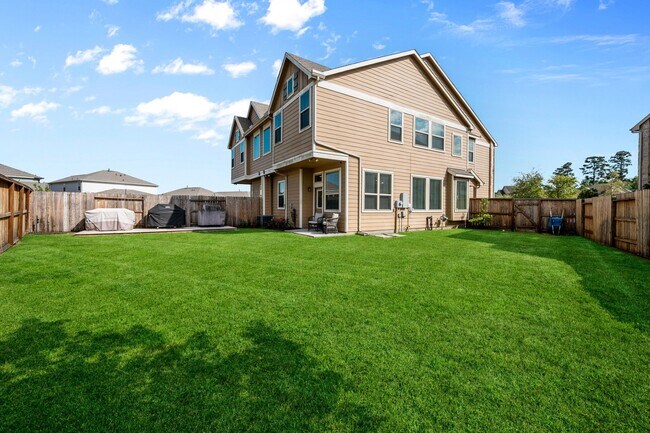 Building Photo - 25330 Fallen Acorn Ct
