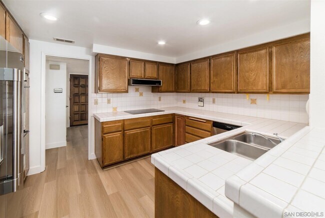 Building Photo - 4423 Via Amable