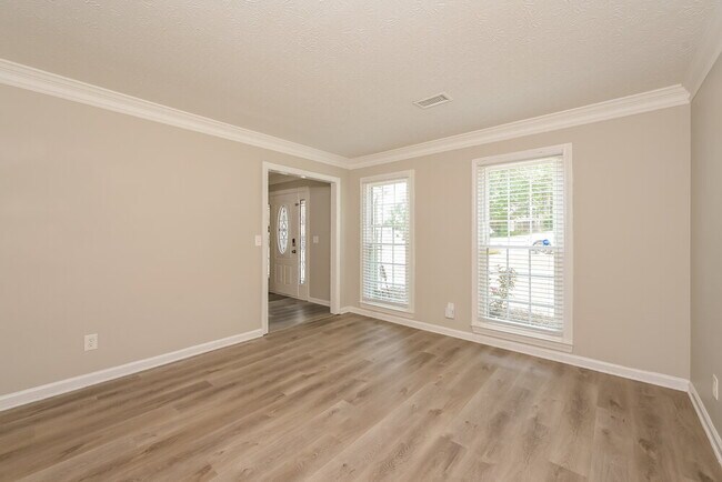 Building Photo - 1070 Hunters Creek Ct