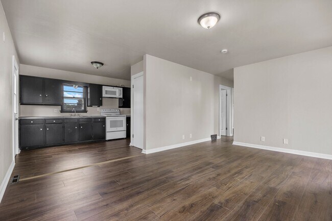 Foto del edificio - 3 Bedroom 1 Bath Home for Rent in Perry