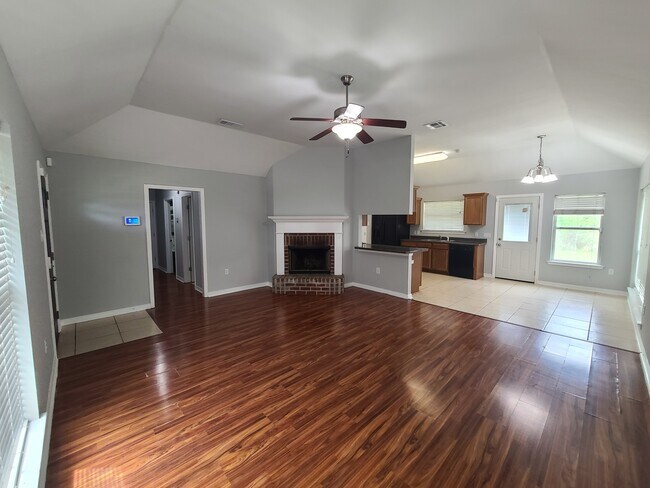 Foto del edificio - 61471 N 7th St