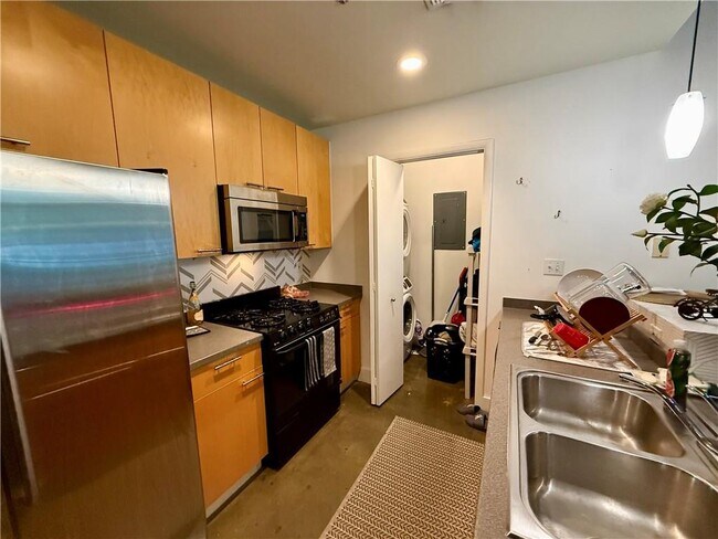 Foto del edificio - 845 Spring St NW
