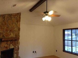 Building Photo - 5618 Spencer Dr