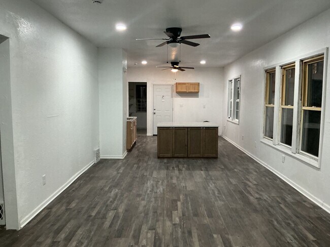 Building Photo - 2944-46 N 28th St