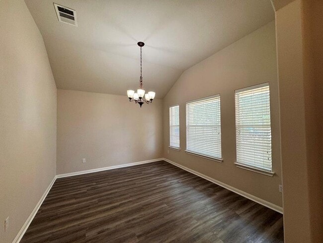 Foto del edificio - Spacious 4 bedroom in Amberwood!