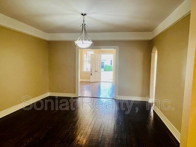 Foto del edificio - 314 Jefferson Heights Ave