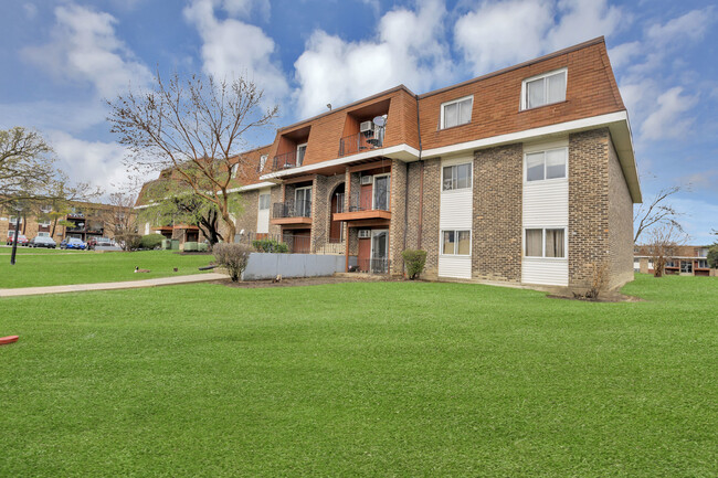 Building Photo - 1075 Knoll Ln