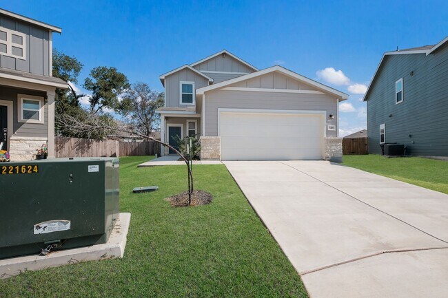 Foto del edificio - Lovely Rancho Primera Property