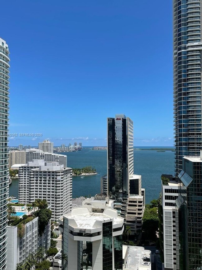 Building Photo - 1010 Brickell Ave