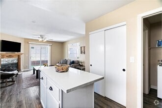 Building Photo - 8213 Grassy Point Cir