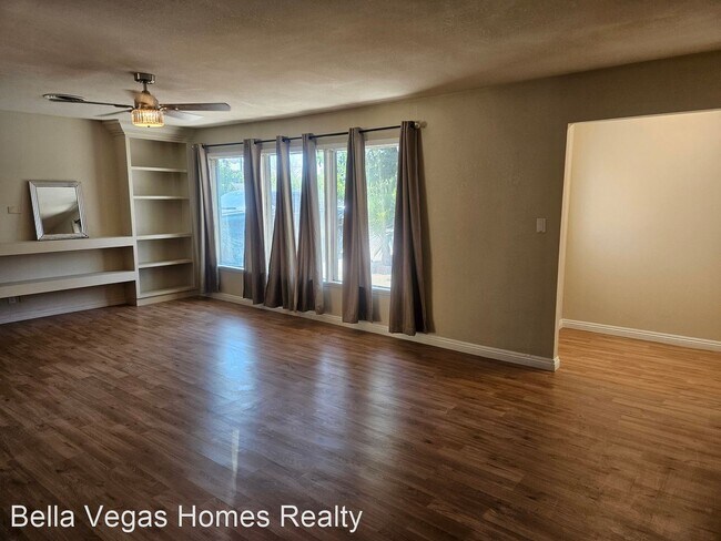 Building Photo - 3 br, 2 bath House - 561 Bonita Ave