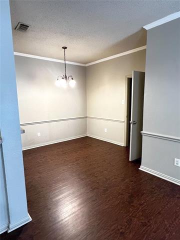 Foto del edificio - 725 Kingston Dr