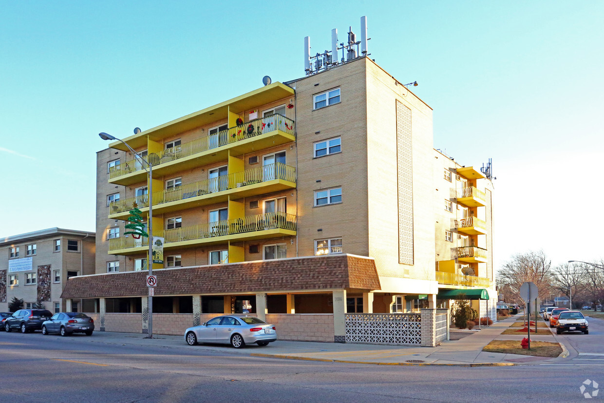 Primary Photo - East Brook Terrace