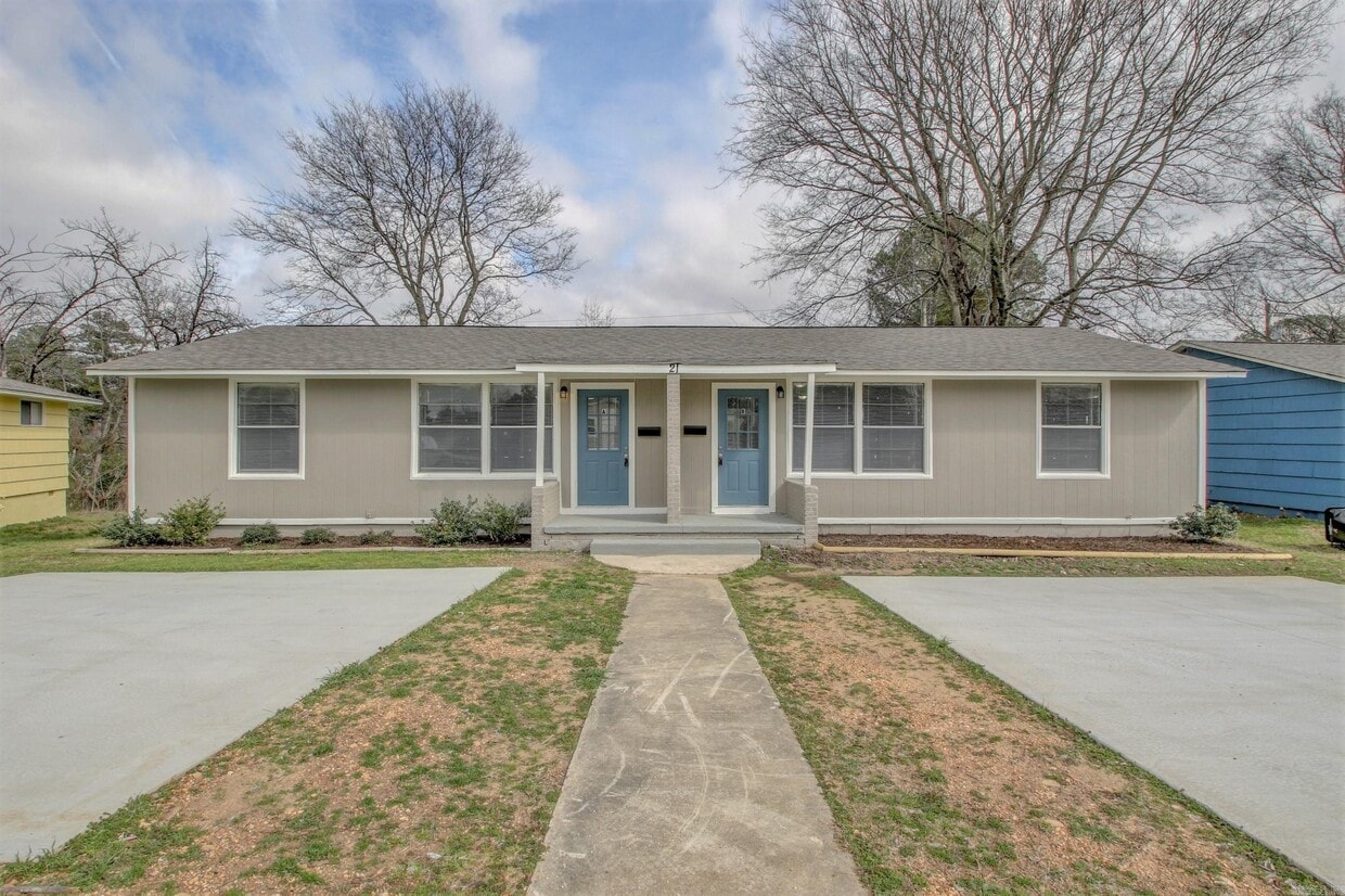 Primary Photo - 21 Hiland Pl
