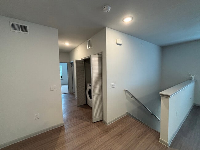 Foto del edificio - 950 FM2001