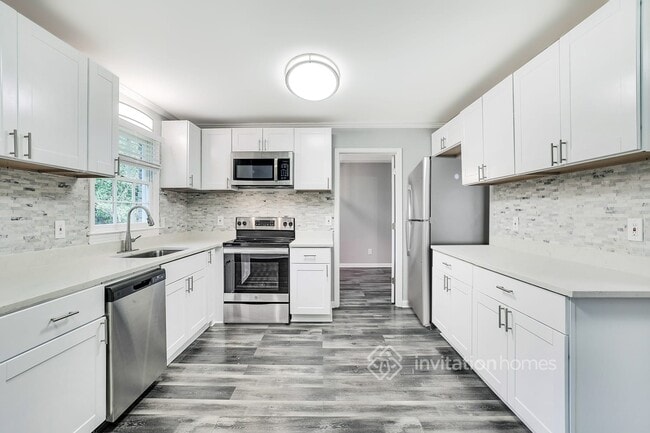 Building Photo - 4429 Luxembourg Way