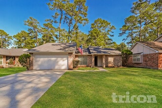 Building Photo - 17226 Modbury Dr