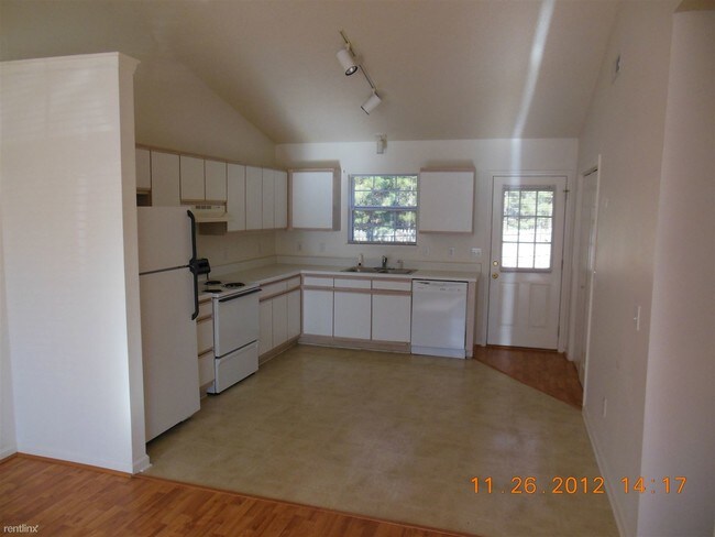 Foto del edificio - 2 br, 2 bath  - 1101A Holden Dr