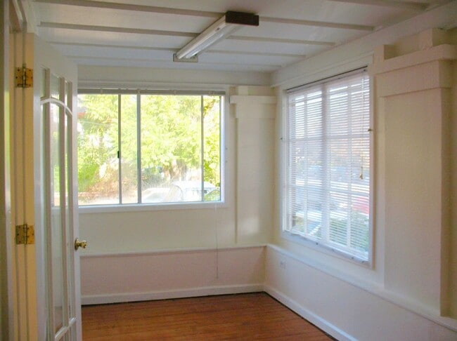 Photo - 2428M Apartment