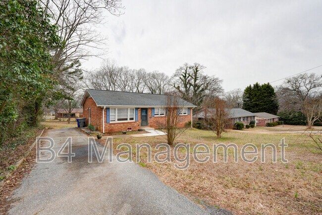 Building Photo - 1287 Montview St