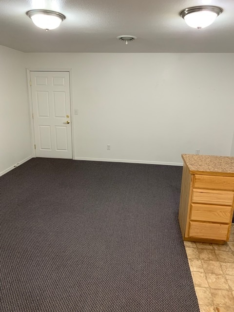 Building Photo - 798 Falls Ave