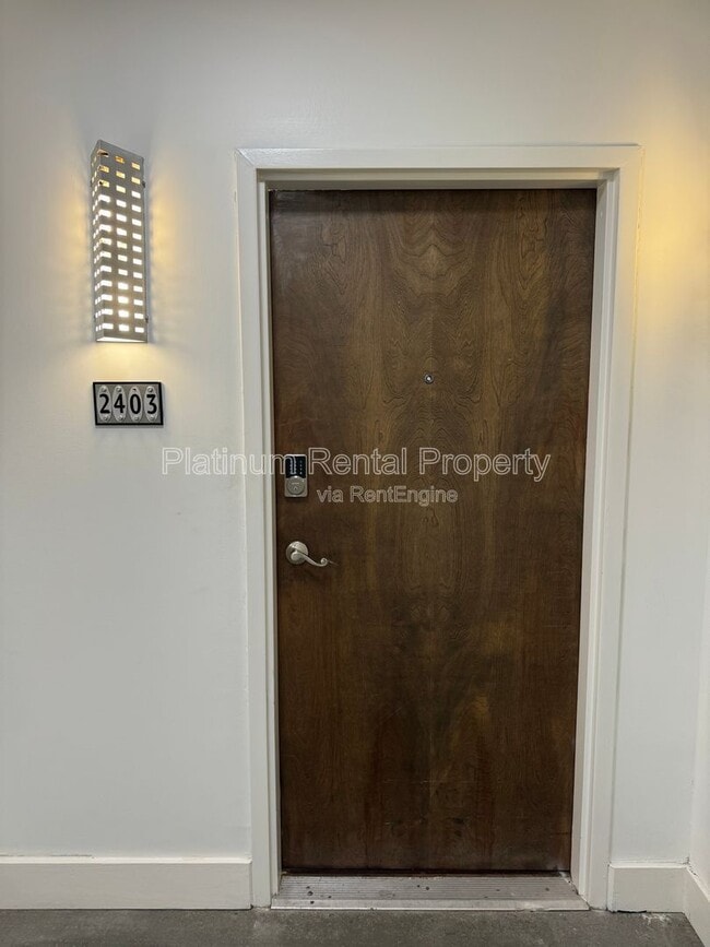 Building Photo - 264 19th St NW