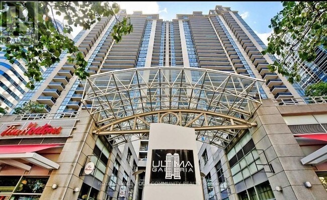 Building Photo - 4978 Yonge St