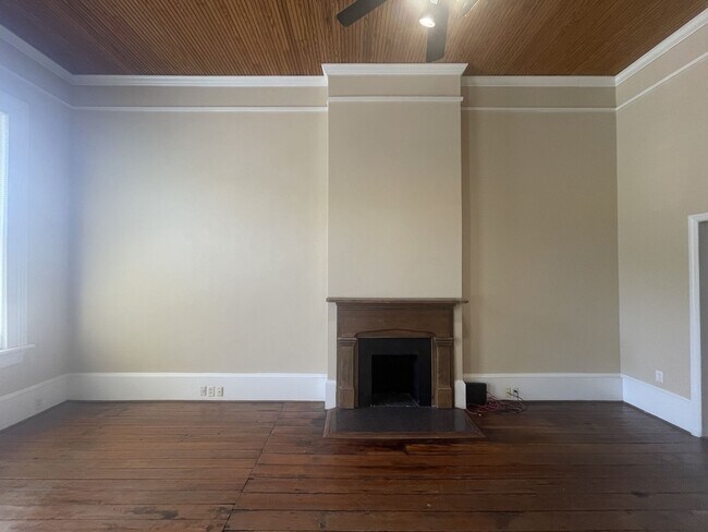 Foto del edificio - 480 Poplar St